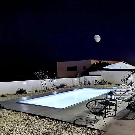 Vis Maris Feriehus *